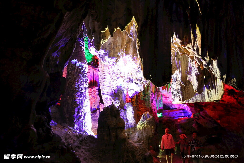 梦幻溶洞景观