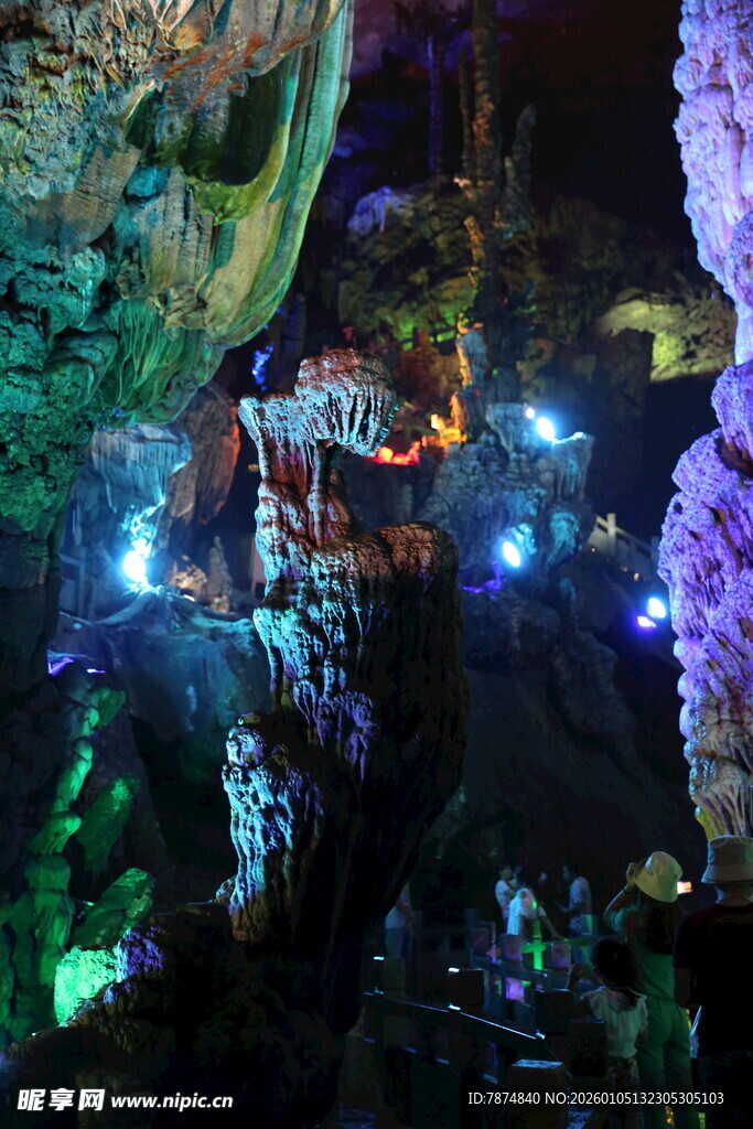 梦幻溶洞景观
