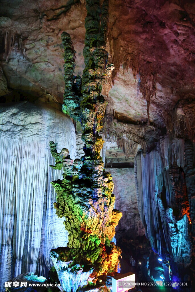 奇幻溶洞景观