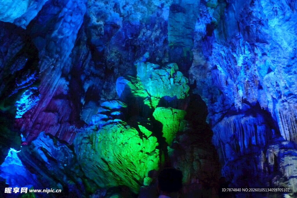梦幻溶洞景观