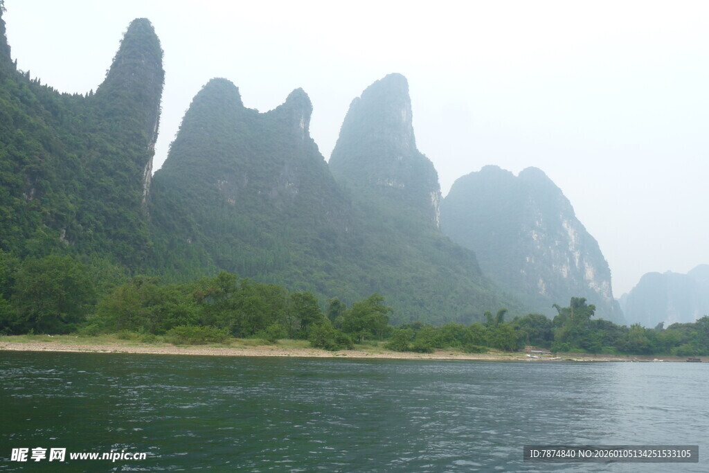 漓江山水美景如画