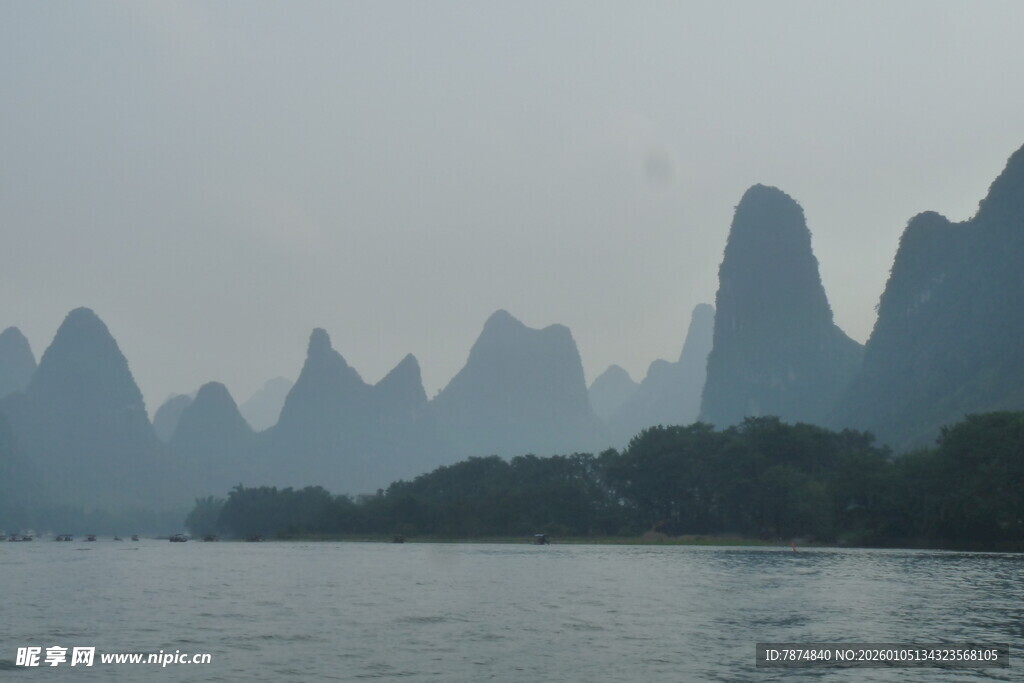 漓江山水美景如画