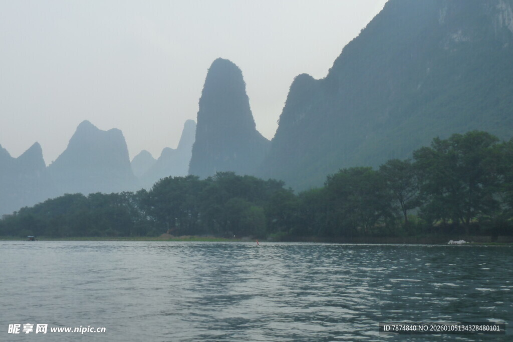 漓江山水美景如画