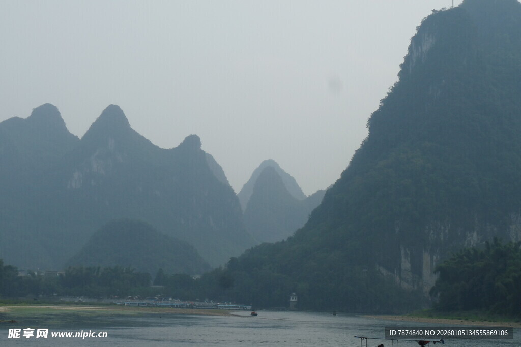 漓江山水美景如画