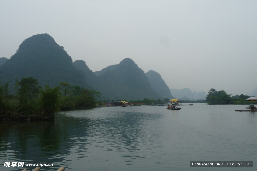 漓江山水美景如画