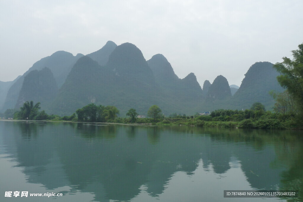 漓江山水美景如画