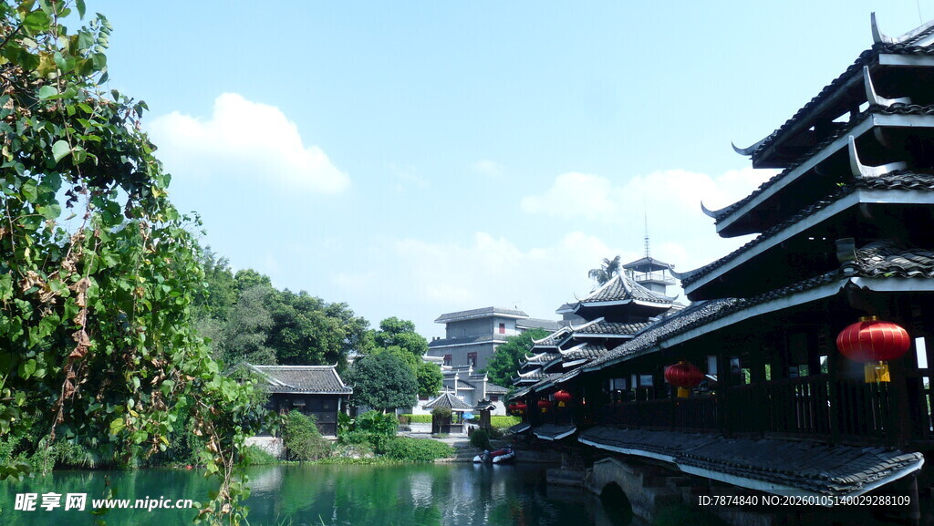 江南水乡古建筑临水风光