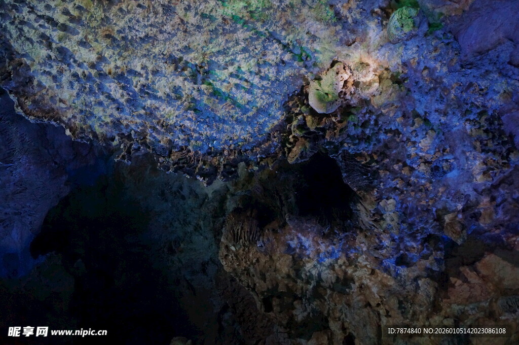 海底洞穴景观
