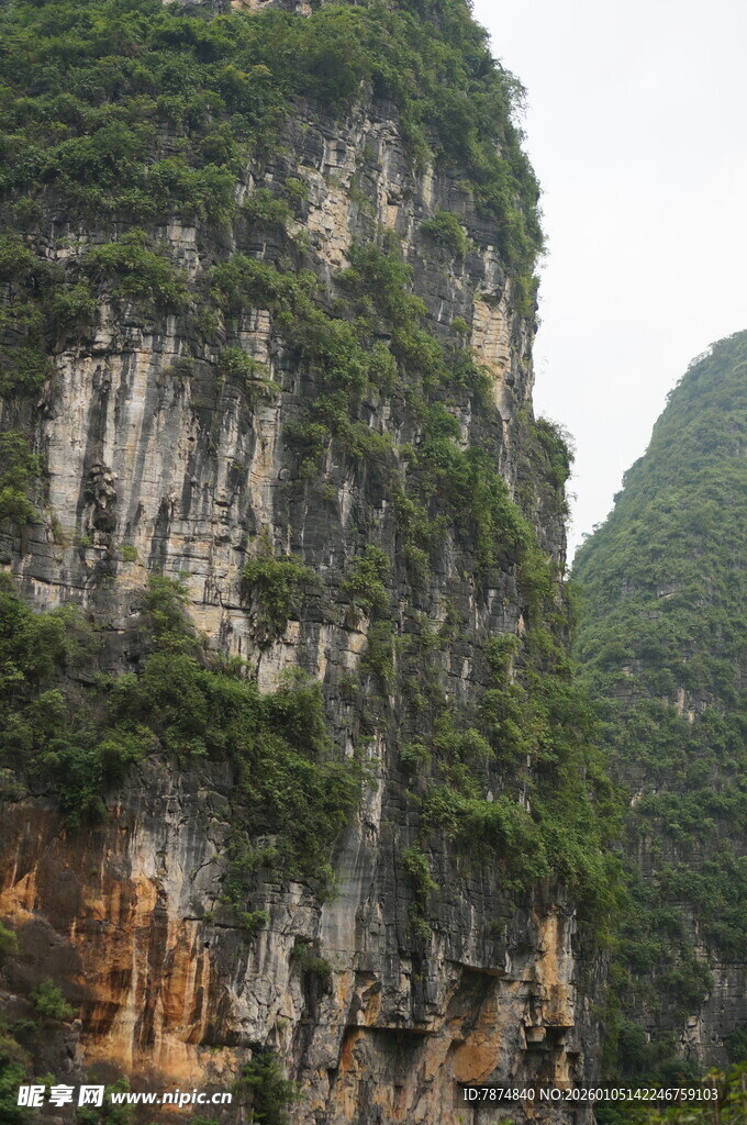 秀丽险峻的独特山峰景观