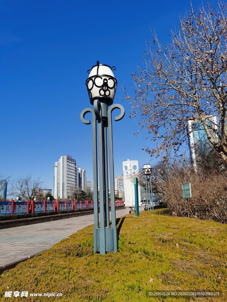 路边复古路灯