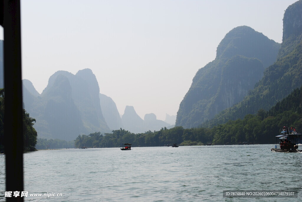 漓江山水美景如画