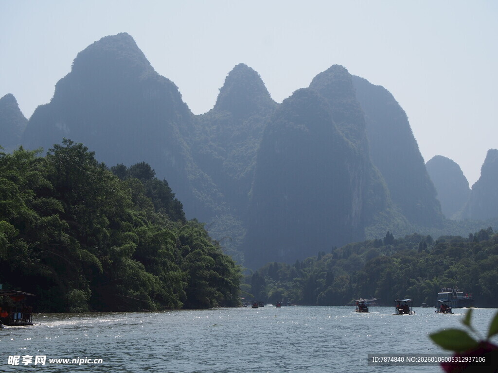 漓江山水美景如画
