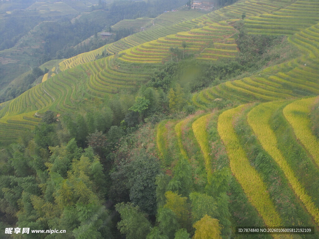 航拍壮美梯田风光