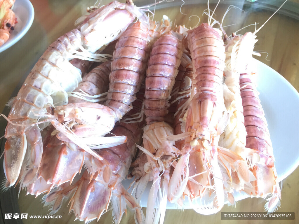 新鲜美味的皮皮虾