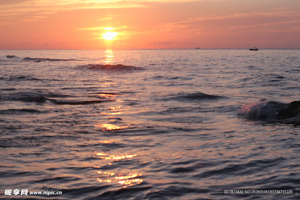 海上日落美景