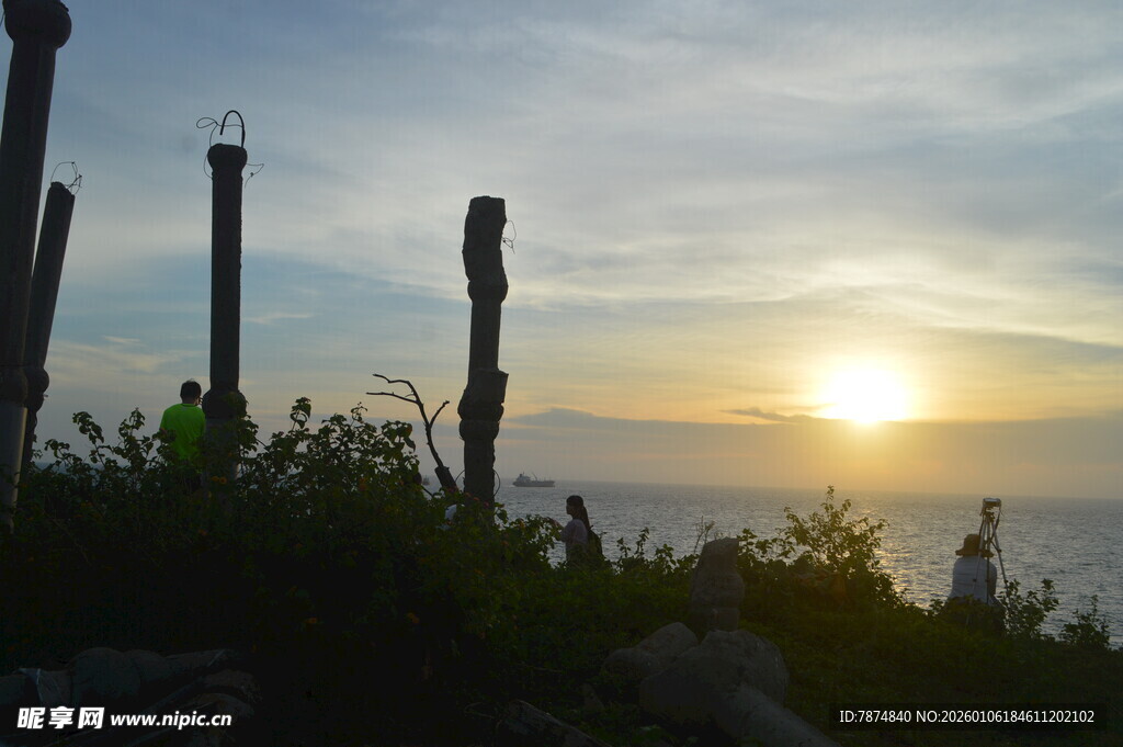 日落时分的景观