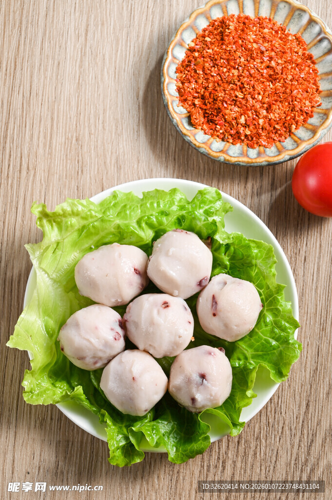 墨鱼丸