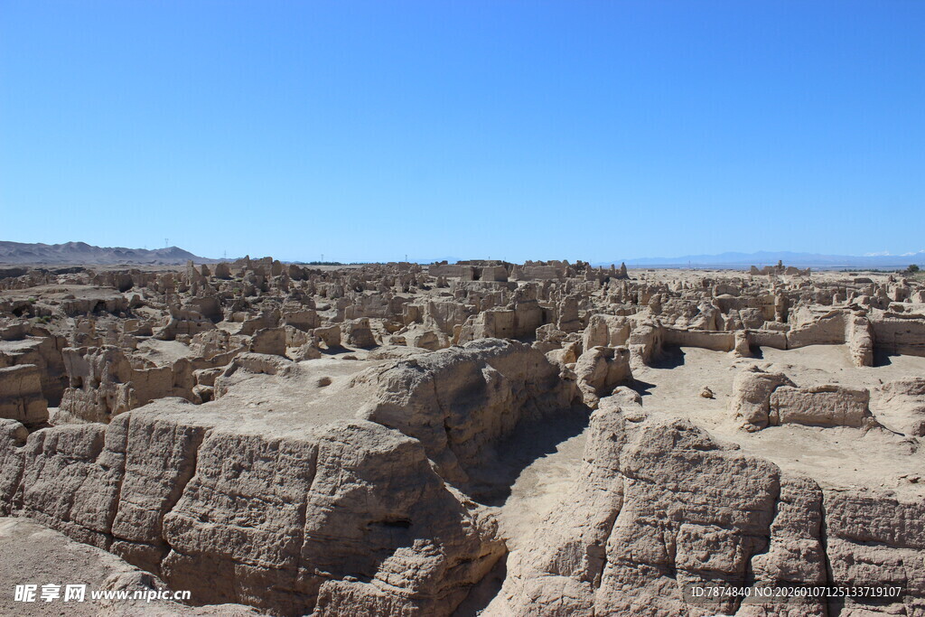 壮观雅丹地貌景观