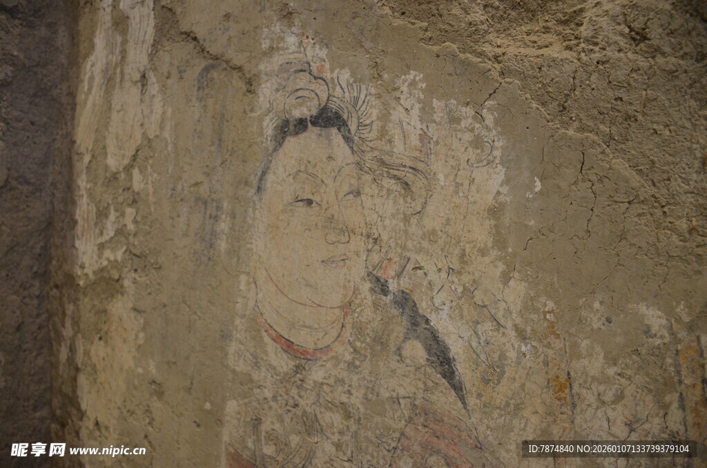 古老岩壁上的神秘图案