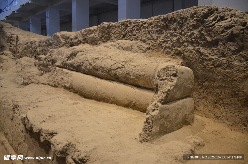 古代遗迹中的土制结构