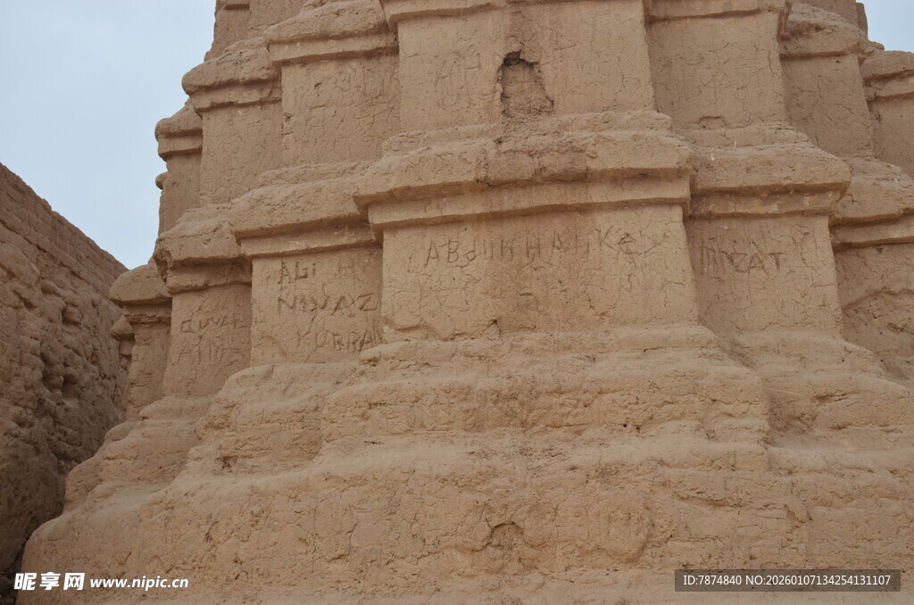 古老神秘的沙漠建筑遗迹