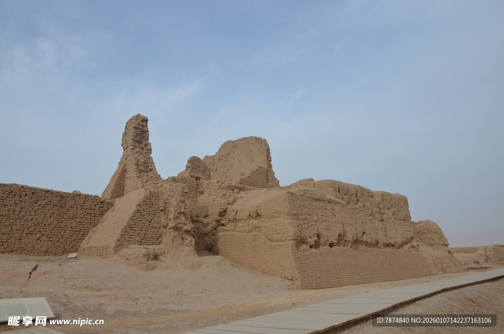 古老神秘的沙漠遗迹