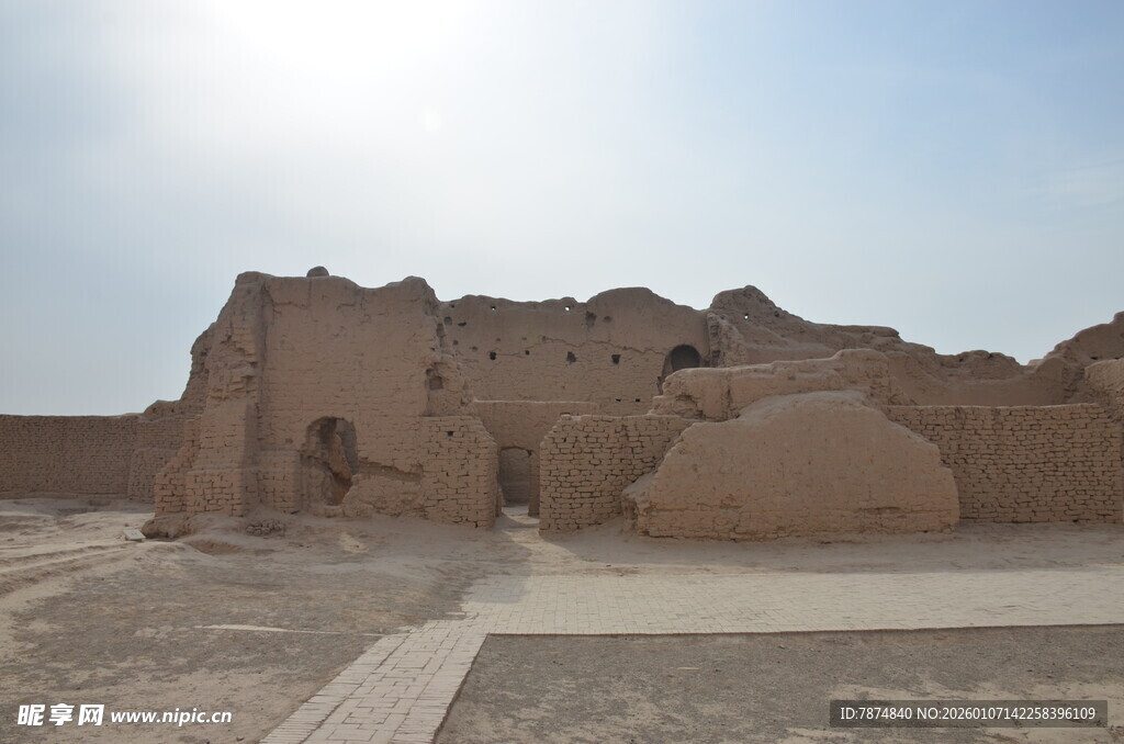 古老土筑建筑遗迹