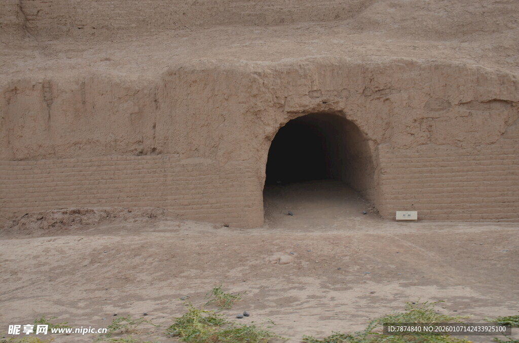 黄土洞穴入口景观