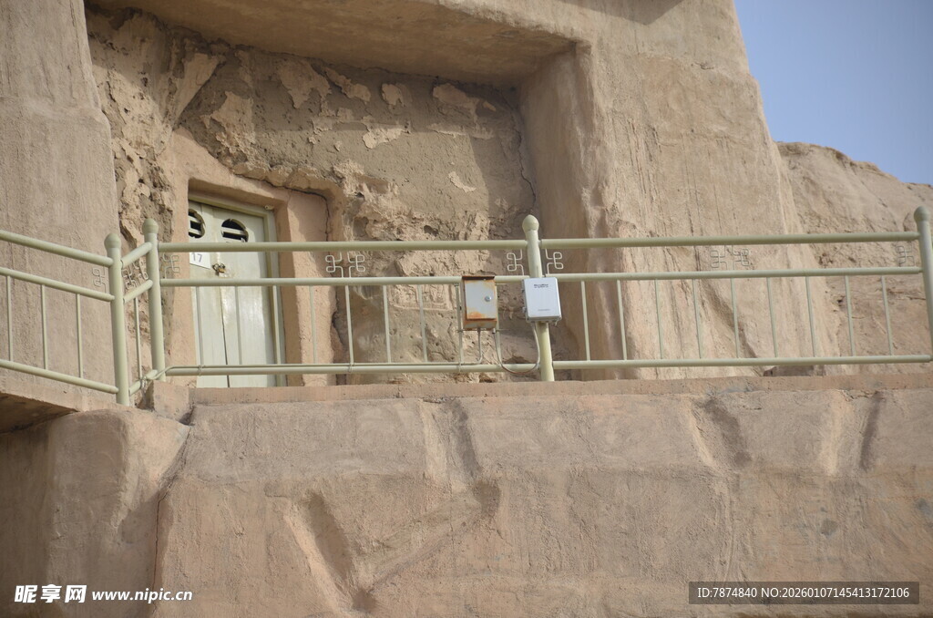 古老石窟建筑景观