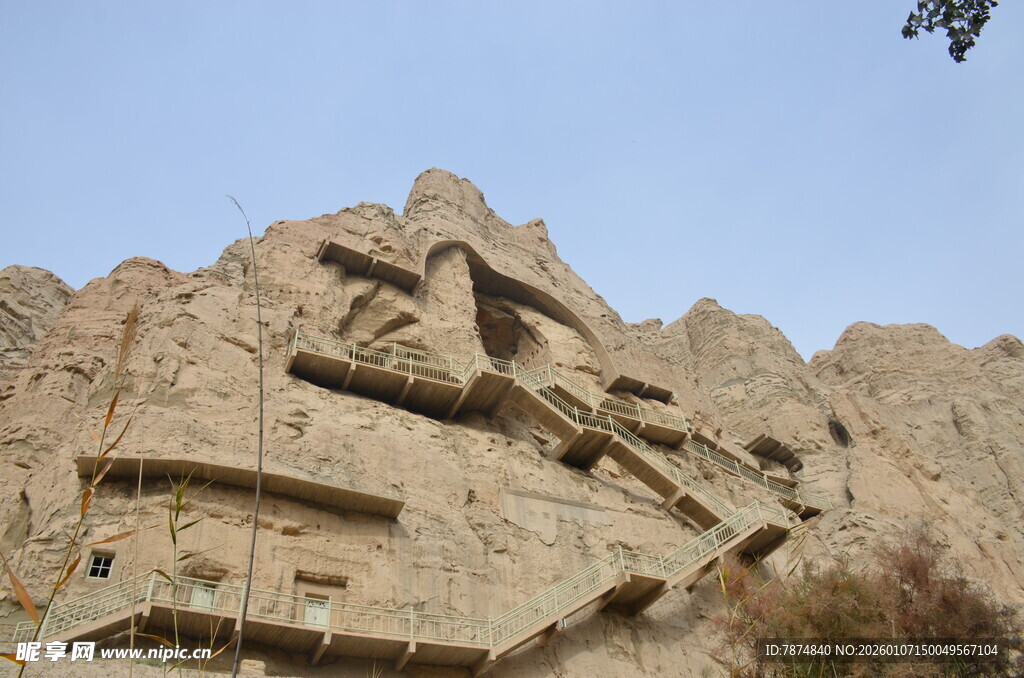 壮观山体雕刻景观