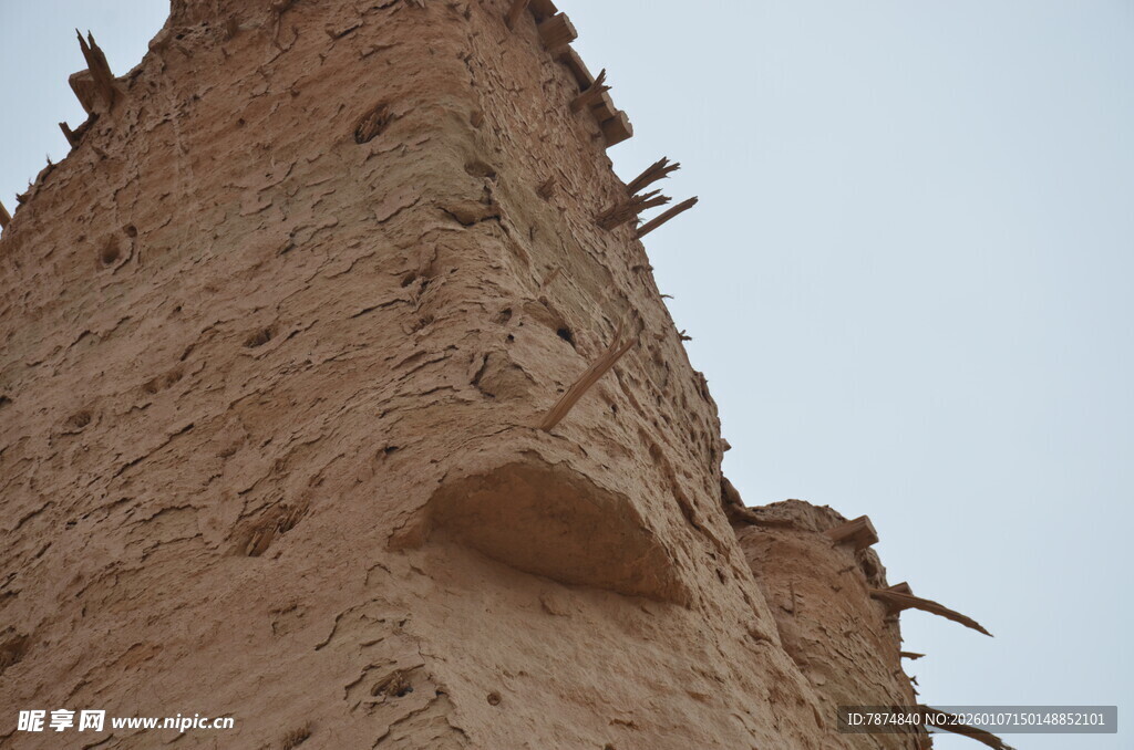 古老土塔的独特外观