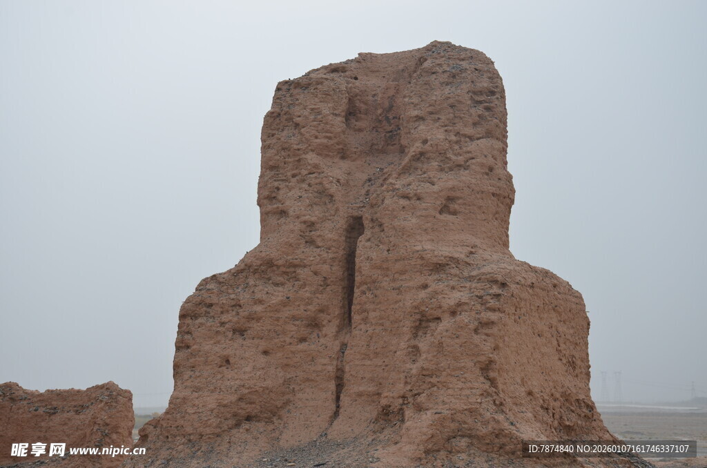 古老神秘的土制遗迹
