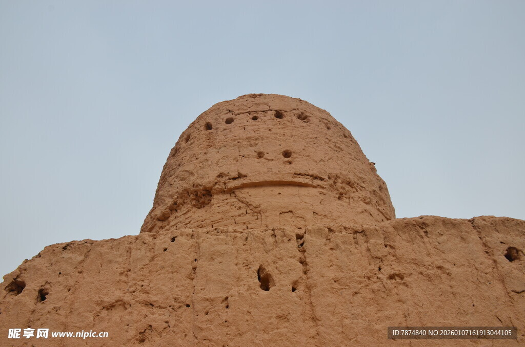 古老土筑建筑遗迹