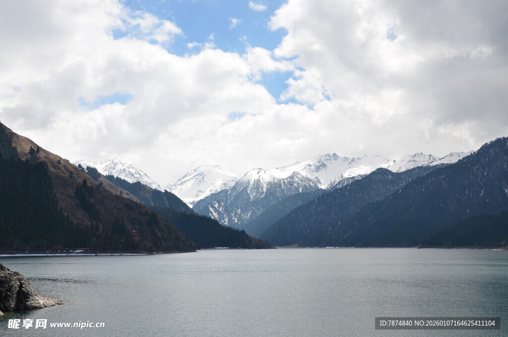 壮丽山水湖泊美景