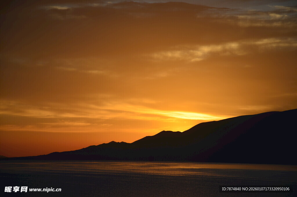 海边壮丽日落美景
