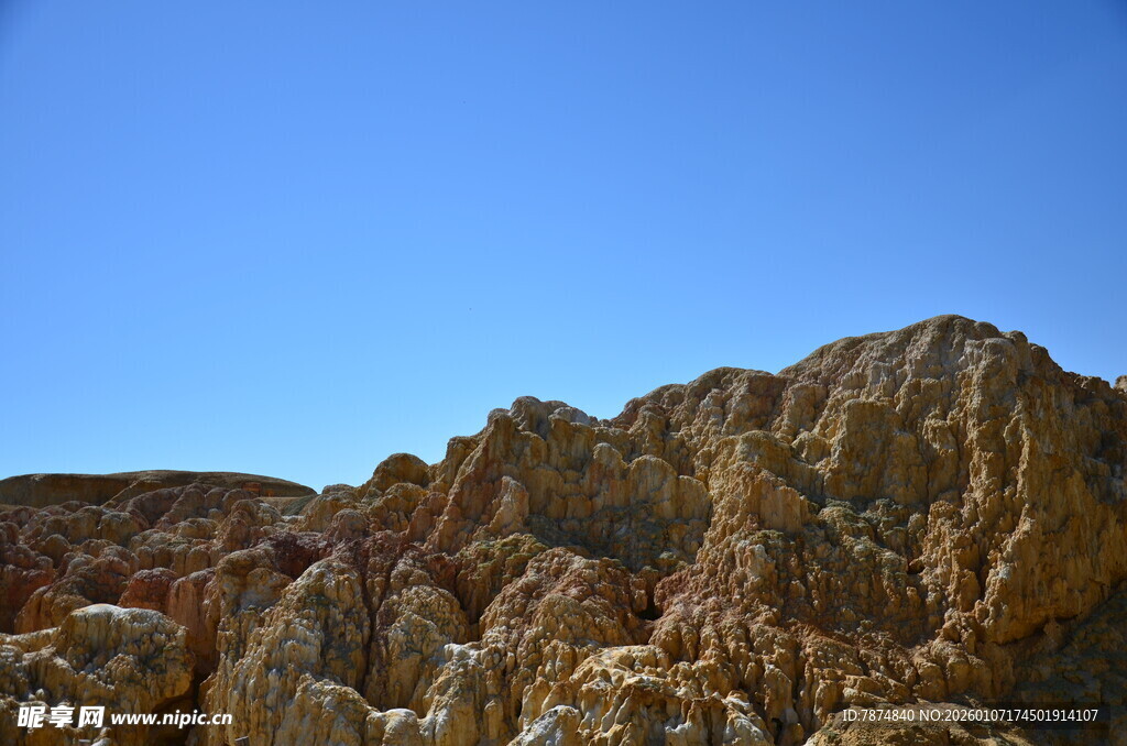 壮丽嶙峋的奇特山景