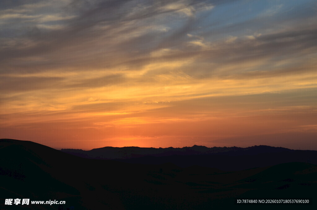 壮丽黄昏天空美景