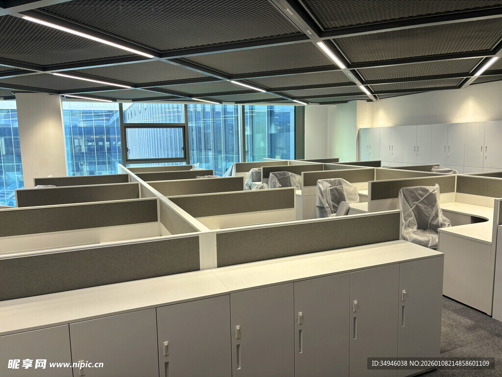 现代开放式办公区域场景