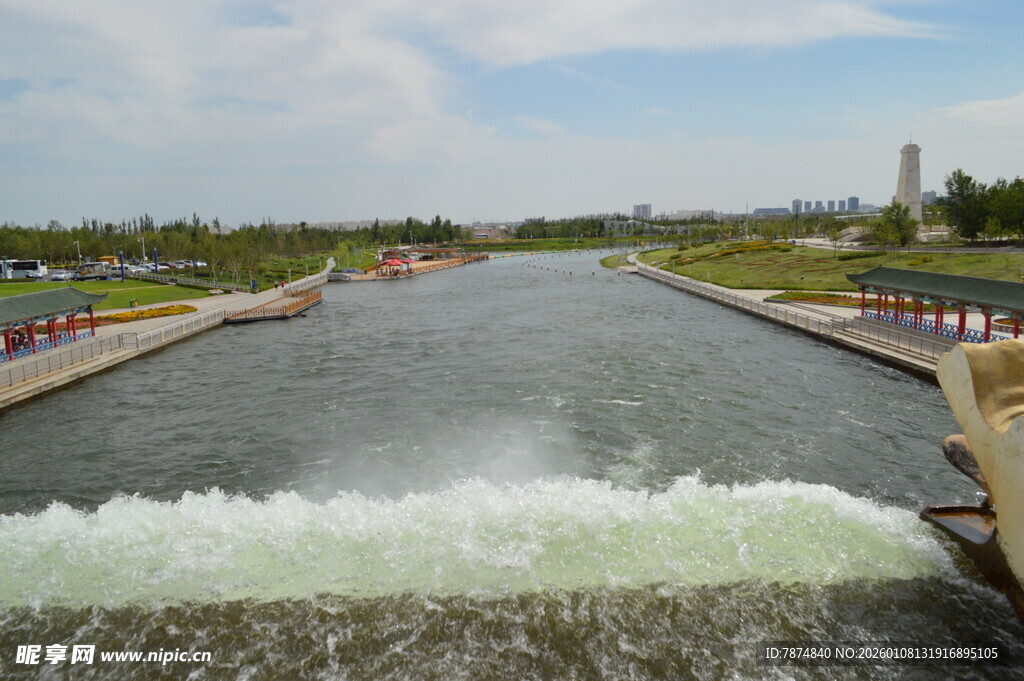 水闸水流景观