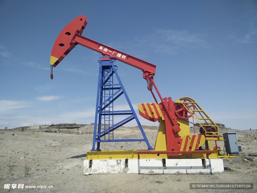 油田抽油机设备特写