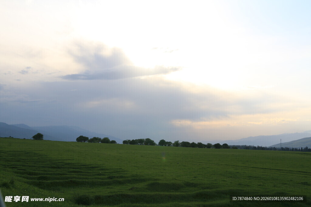 草原风光 天边云影