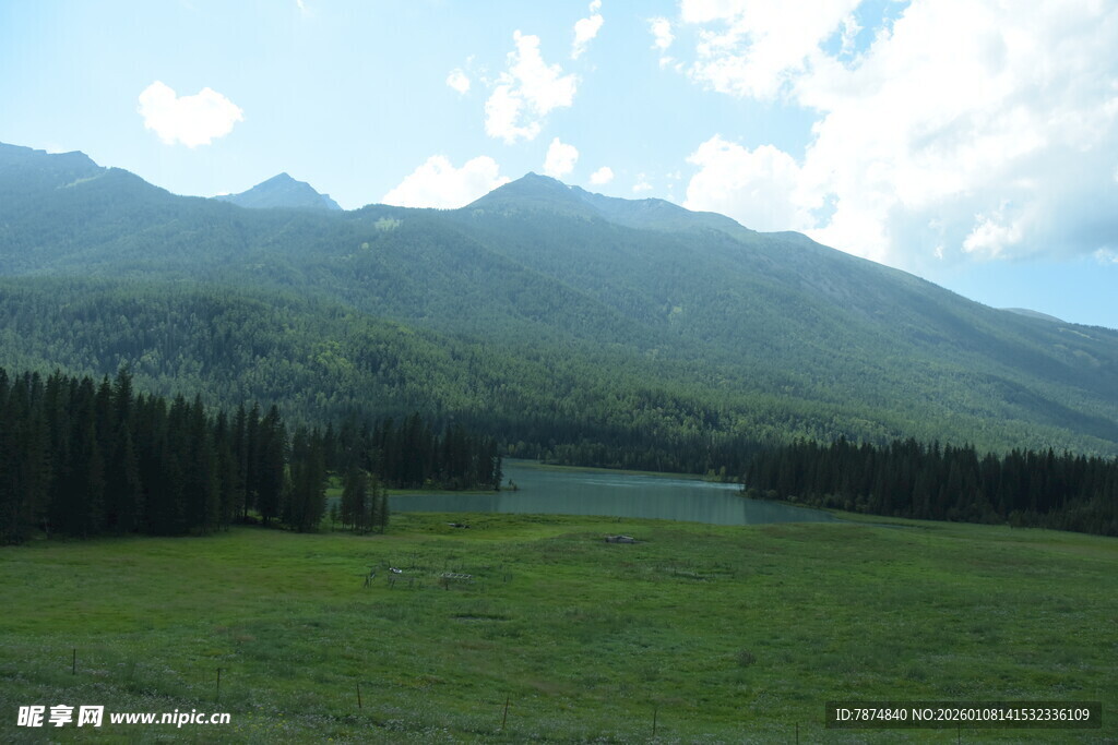 山间绿野 自然风光如画