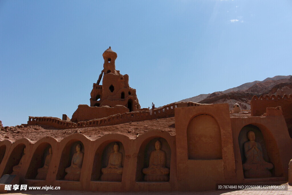 沙漠中的独特建筑奇观