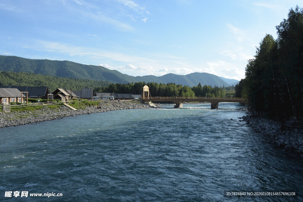 河畔风光 宁静自然美景