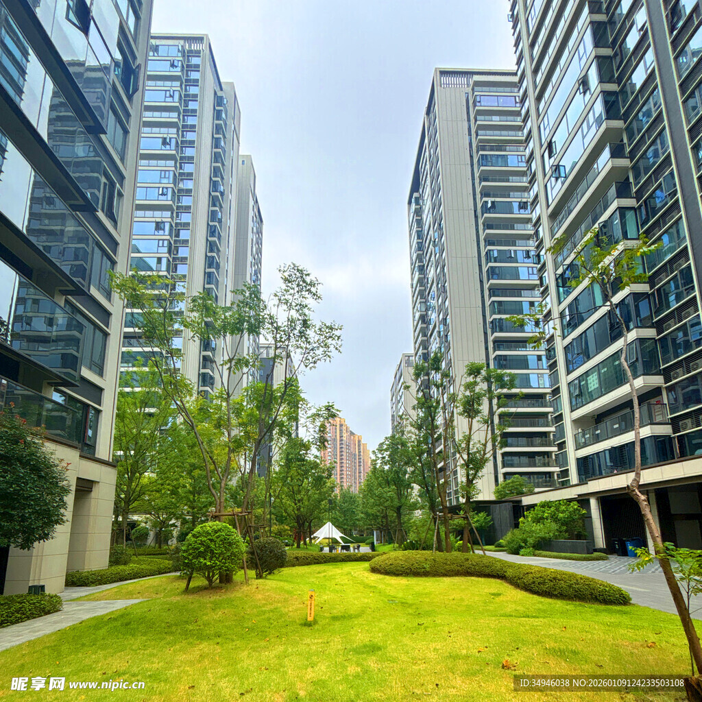 都市中的绿意住宅小区