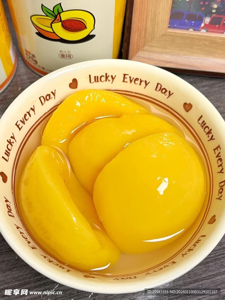 黄桃罐头