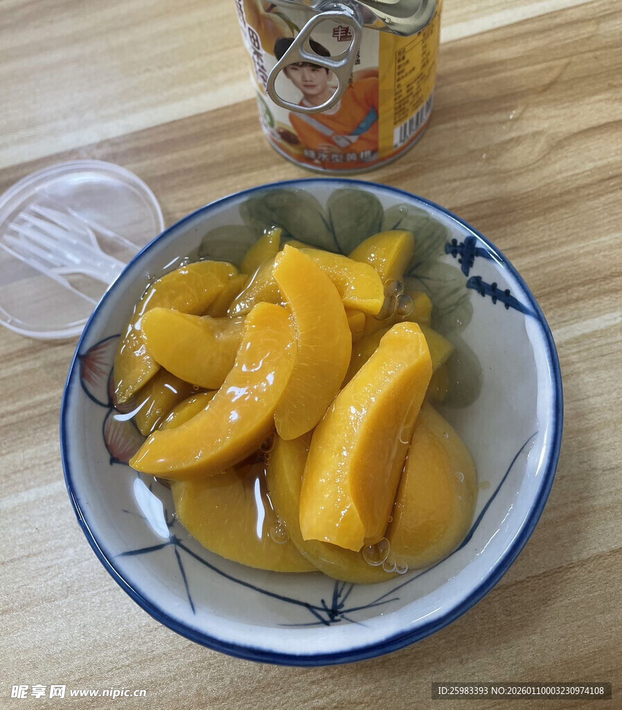 黄桃罐头