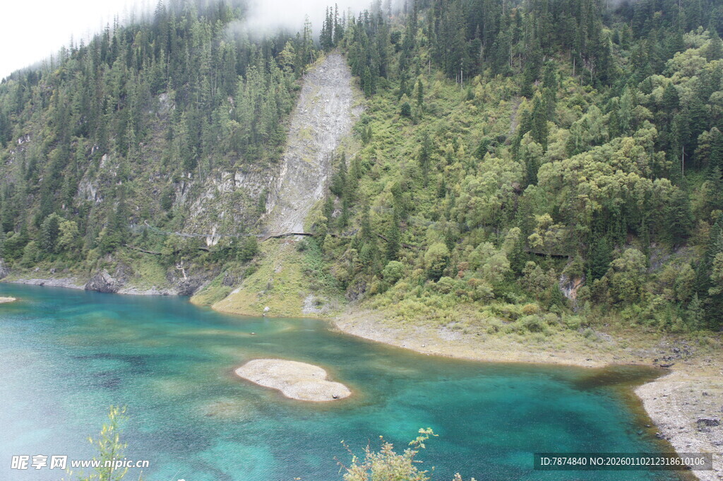 梦幻蓝绿山水景
