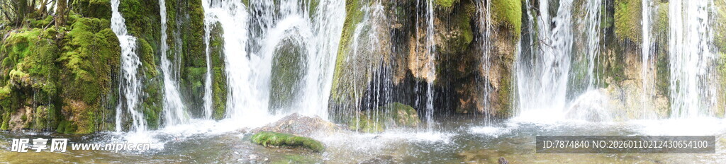 山间小瀑布景观