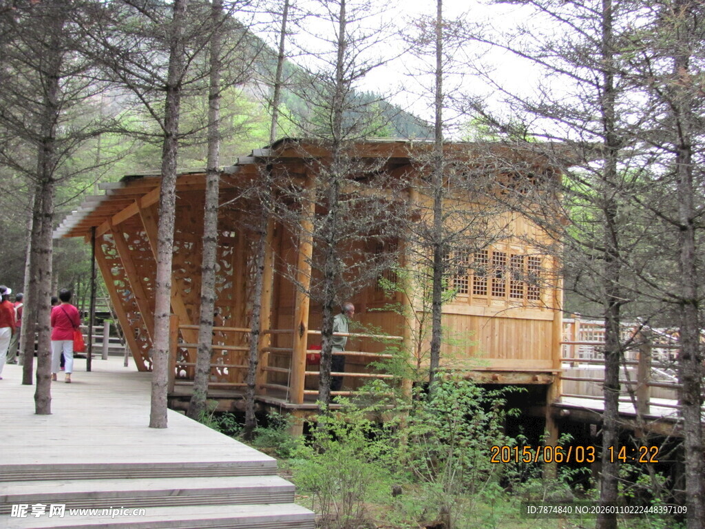 山间木屋栈道 自然景致